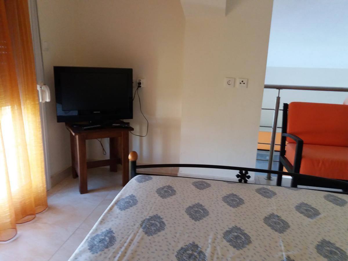 Dimitrios Apartments Sotiritsa Bagian luar foto